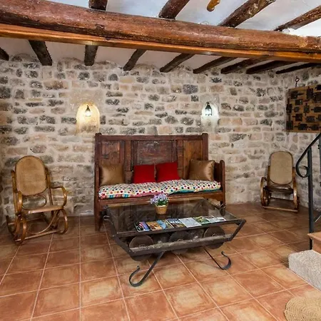 Rosa Country house *