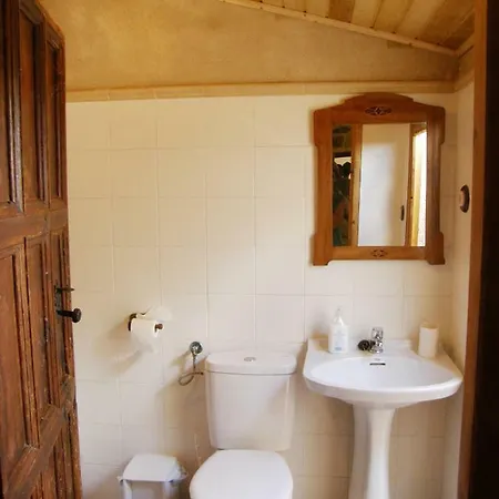 Rosa Casa rural La Fresneda